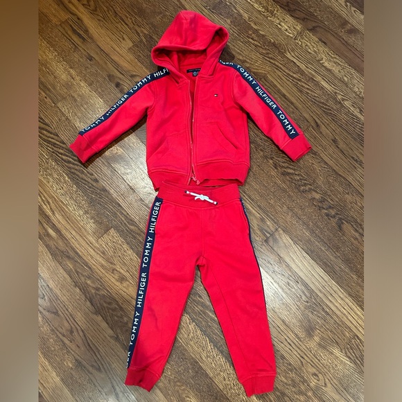 EUC Tommy Hilfiger Toddler Sweatsuit - Picture 1 of 4